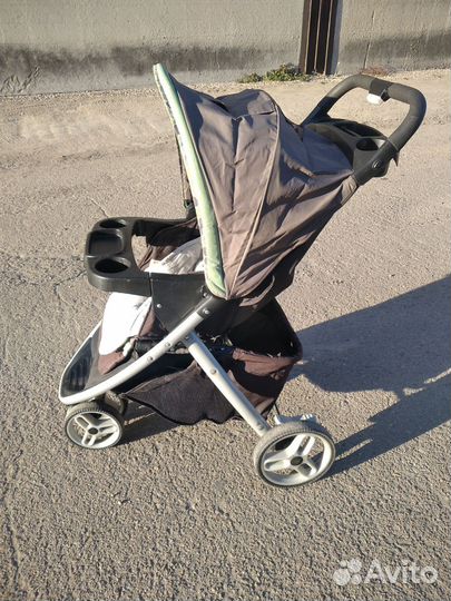 Прогулочная коляска