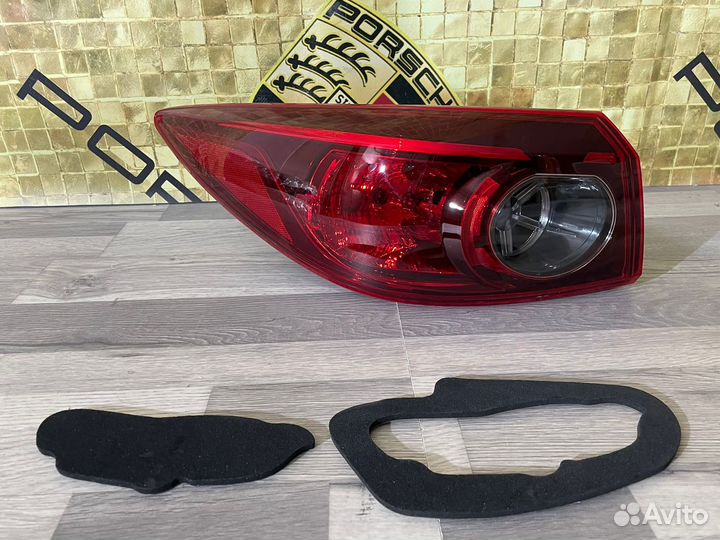 Фонарь задний левый Mazda 3 BM BN Седан 13-19