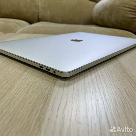 MacBook Pro 15 2016 TouchBar i7/16/512