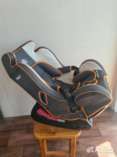 Детское автокресло от 0 до 25 кг