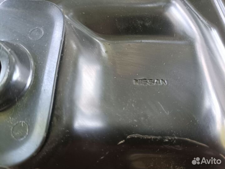 Капот Nissan Juke