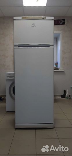 Холодильник Indesit 167sm