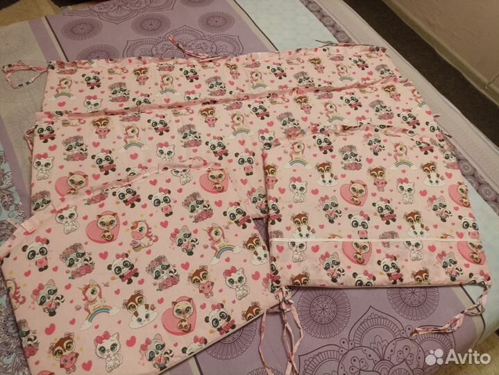 Бортики в детскую кроватку для девочки