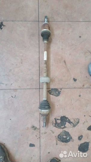 Привод передний правый Renault Sandero 2 Stepway