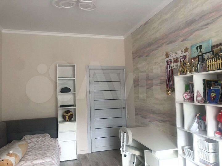 3-к. квартира, 97 м², 4/5 эт.