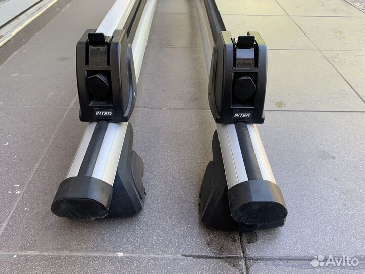 Багажник и крепление для лыж и сноуборда