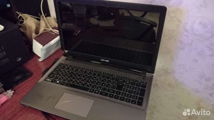 Ноутбук DNS WA50SHQ (HD)