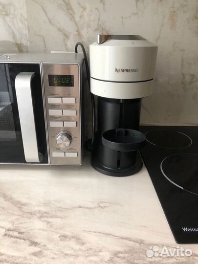 Кофеварка капсульная nespresso