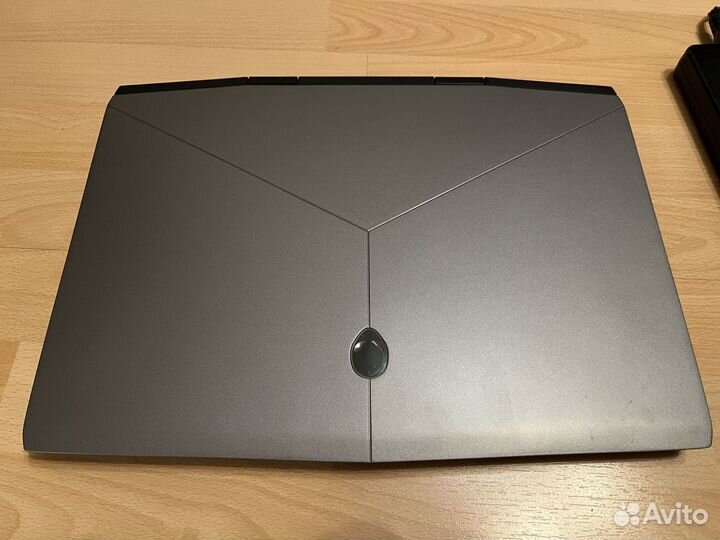 Игровой мощный ноутбук dell Alienware M15