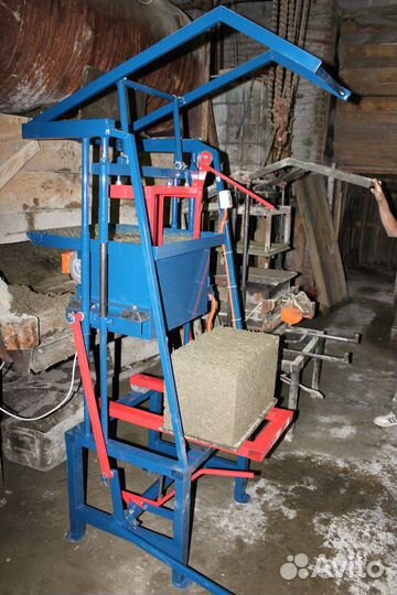 Станки для блоков, тротуарной плитки, арболитоблок