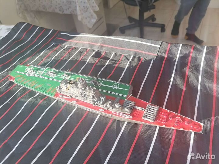 Сборная модель авианосца баку 103