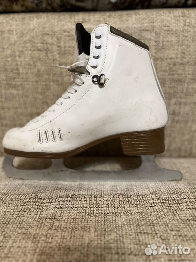 Коньки Atemi 39 размер