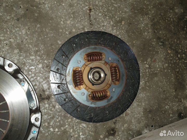 Комплект сцепления Ниссан Примера P10 диск + корзи