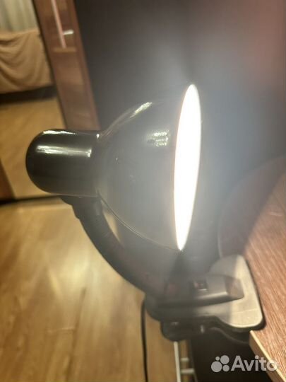 Лампа настольная