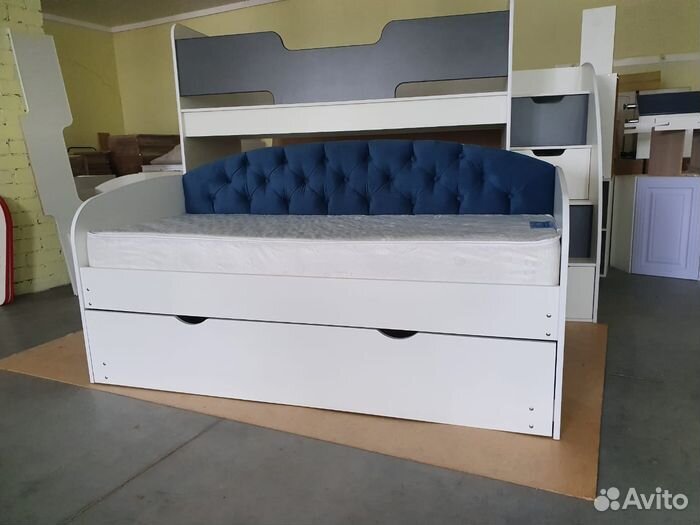 Кровать выдвиж спальн для малыша велюр лдсп
