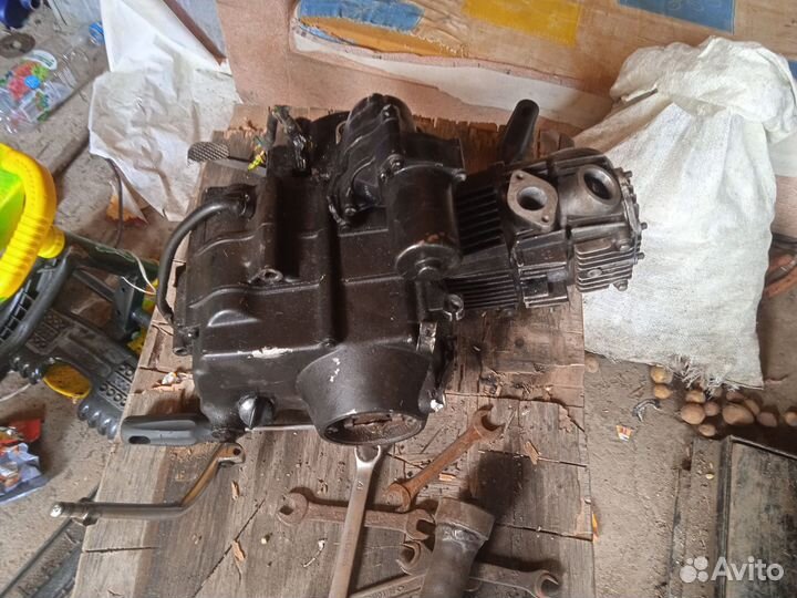 Продам двигатель 72 куб см