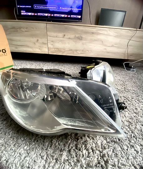 Фары на Volkswagen Passat CC