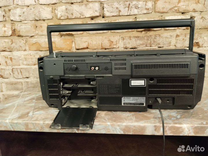 Магнитола hitachi винтаж
