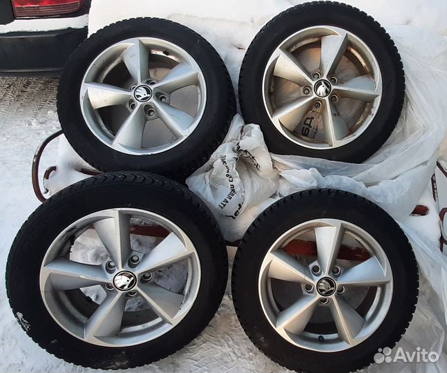 Оригинальные диски на skoda octavia а5 r 16
