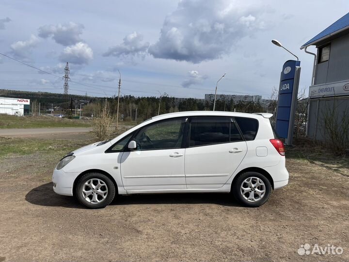 Toyota Corolla Spacio 1.5 AT, 2005, 200 000 км
