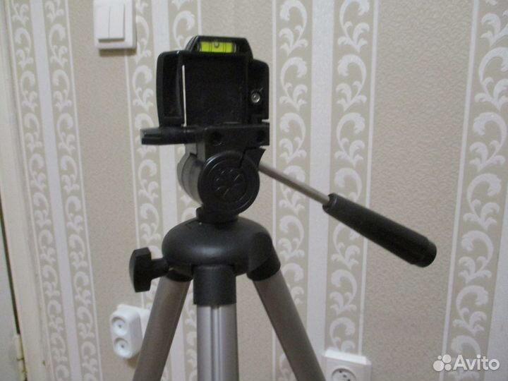 Штатив-стойка для фотоаппарата