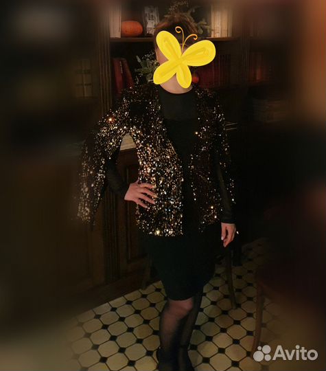 Пиджак с золотыми паетками