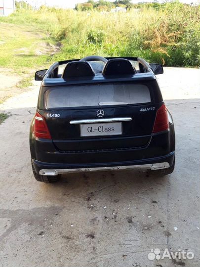 Детская машина электромобиль с пультом