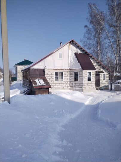 Коттедж 140 м² на участке 6 сот.