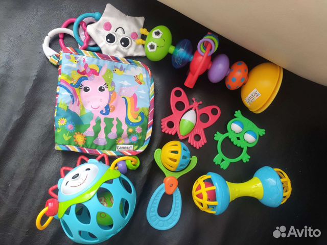 Развивающие игрушки для малышей