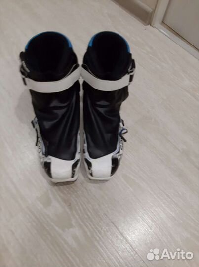 Горнолыжные ботинки salomon