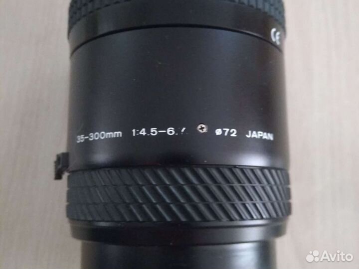 Объектив Tokina AF 35-300