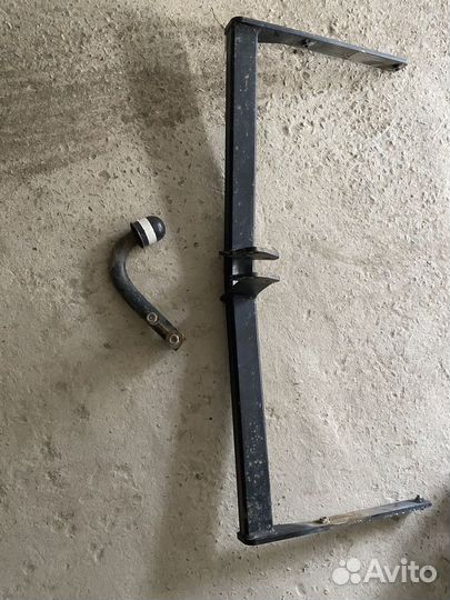 Фаркоп с tiguan 1