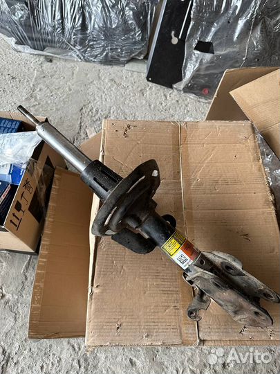 Стойки ферромагнитные регулируемые Acura MDX ZDX