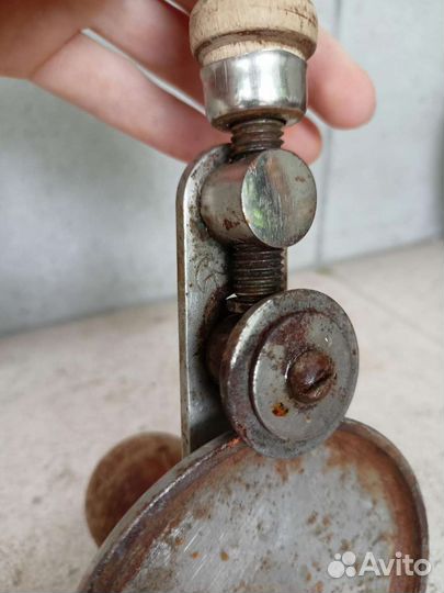 Ручная закаточная машинка