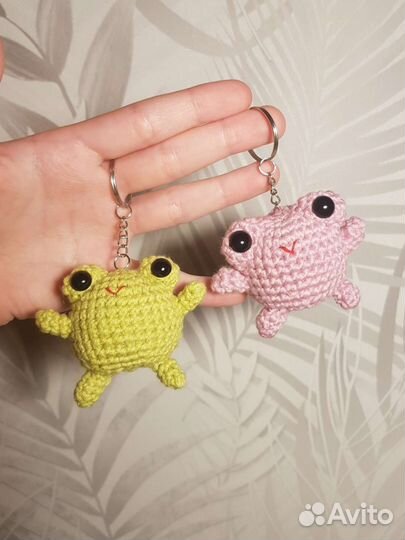 Брелок лягушка