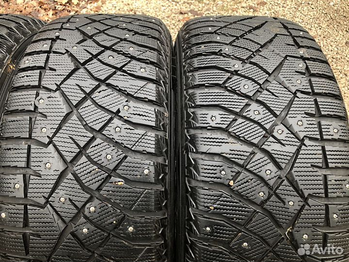 Nitto Therma Spike 255/55 R18 109T