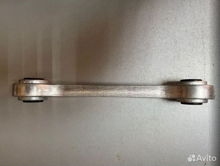 Передние стойки стабилизатора audi Q7 VW touareg
