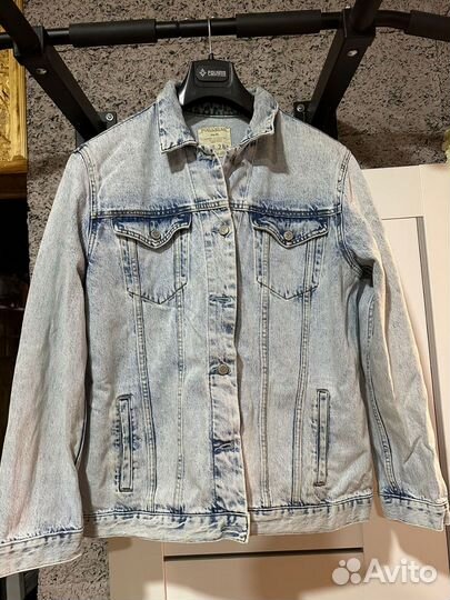 Джинсовая куртка Pull and bear