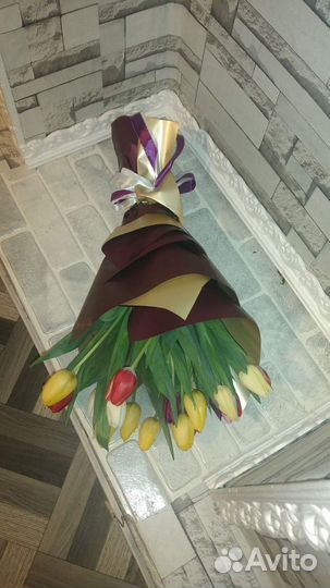 Тюльпаны к 8 марта розница