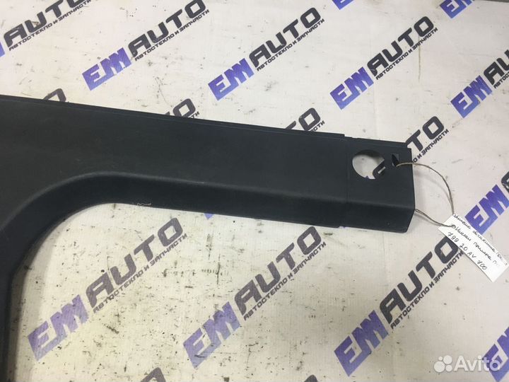 Обшивка багажника правая Ниссан Примера П12