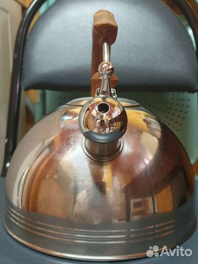 Чайник Mayer&boch со свистком