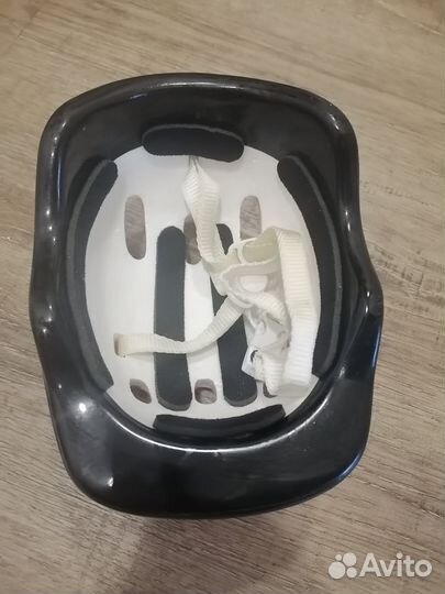 Продам шлем велосипедный для девочки