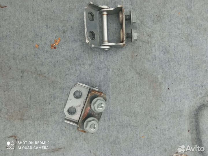 Mazda cx 7 петли багажника