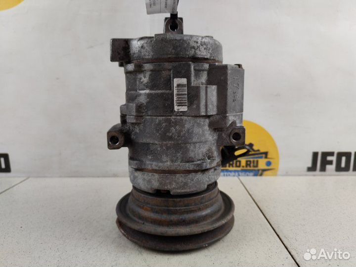 Компрессор кондиционера Mitsubishi Pajero 3 V64W