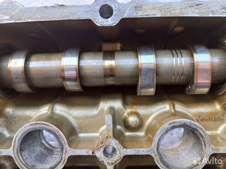 Постель с распредвалами 03C103475CD caxa 1.4 tsi