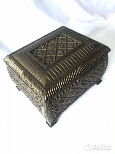 Шкатулка, ларец, металл