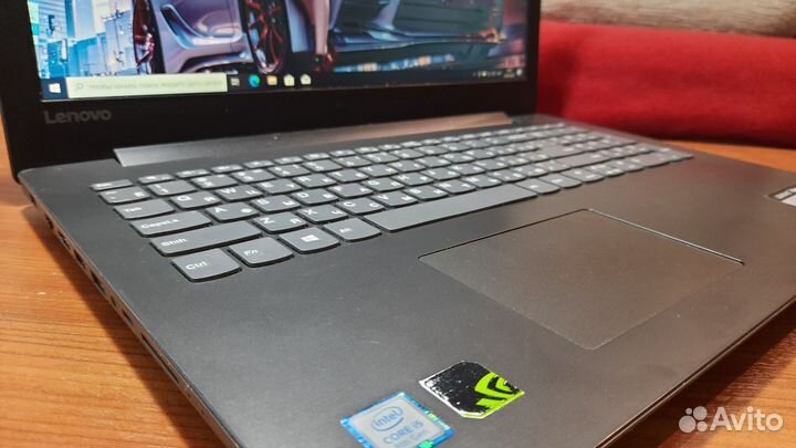 Игровой ноутбук Lenovo