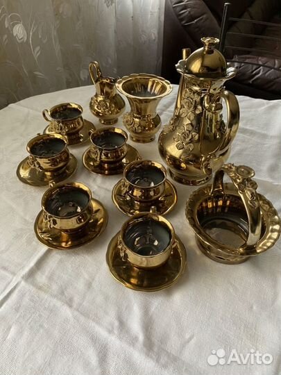 Винтажный кофейный чайный сервиз золотой