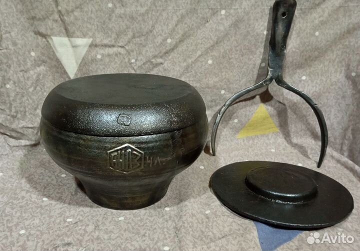 Чугунок чугунный 4 л +Крышка Чугун+Сковорода+Ухват