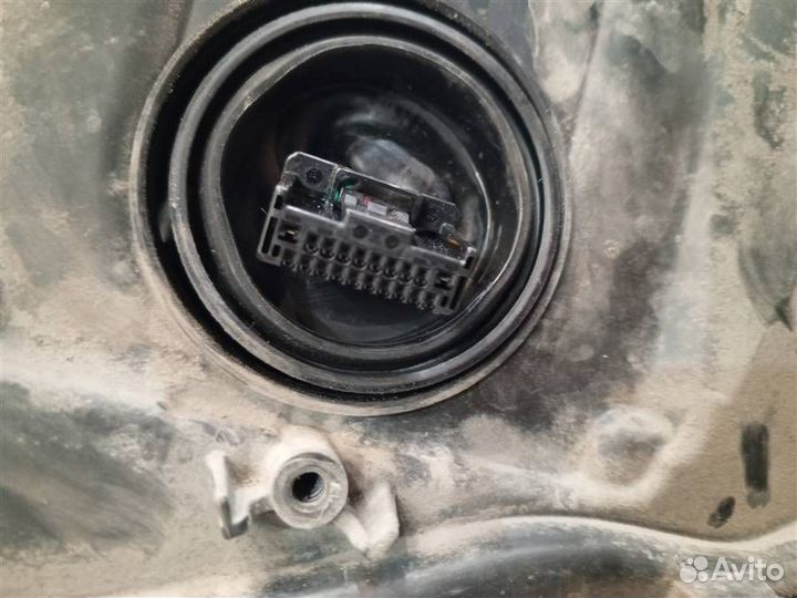 Фара правая Toyota Camry XV70 2017